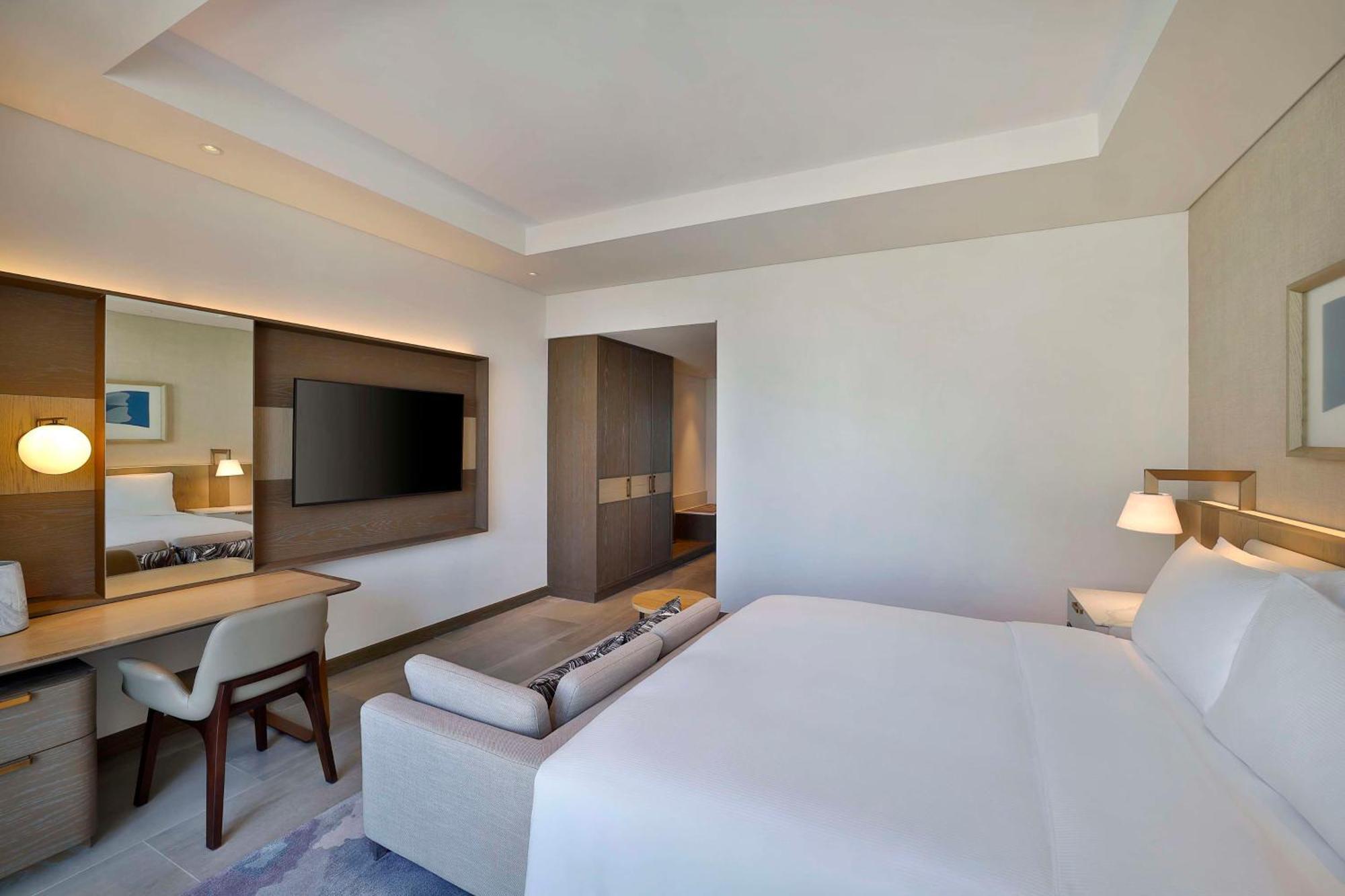 Hilton Yas Island